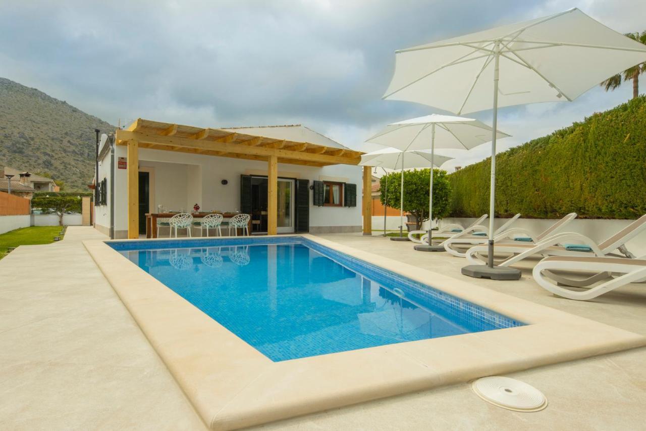 Alcudia Beach House ภายนอก รูปภาพ