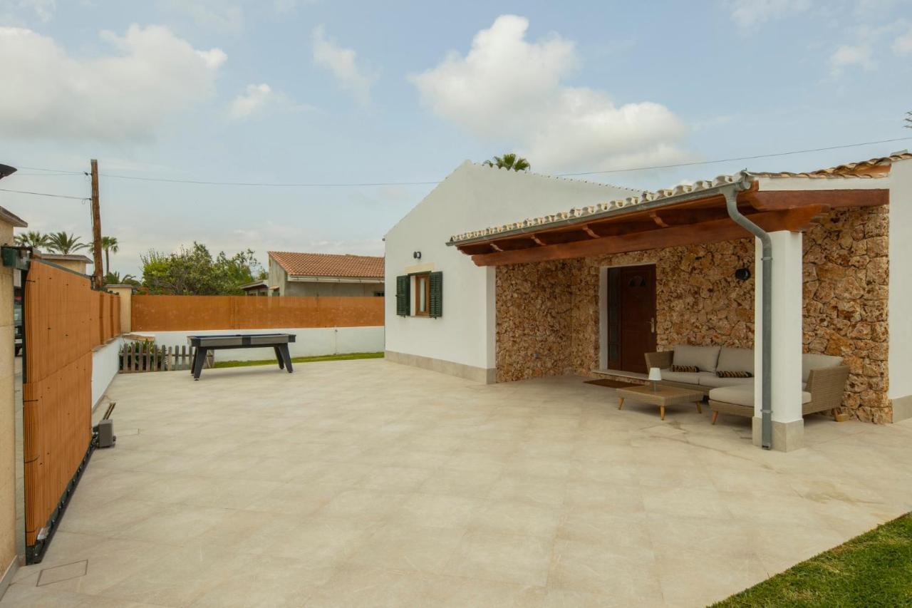 Alcudia Beach House ภายนอก รูปภาพ